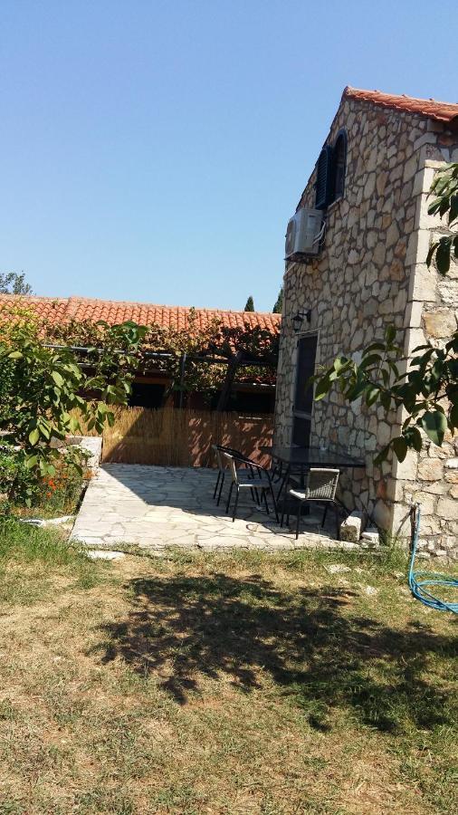 The Stone House-Zacharatos Nikolaos Villa Pouláta Екстериор снимка